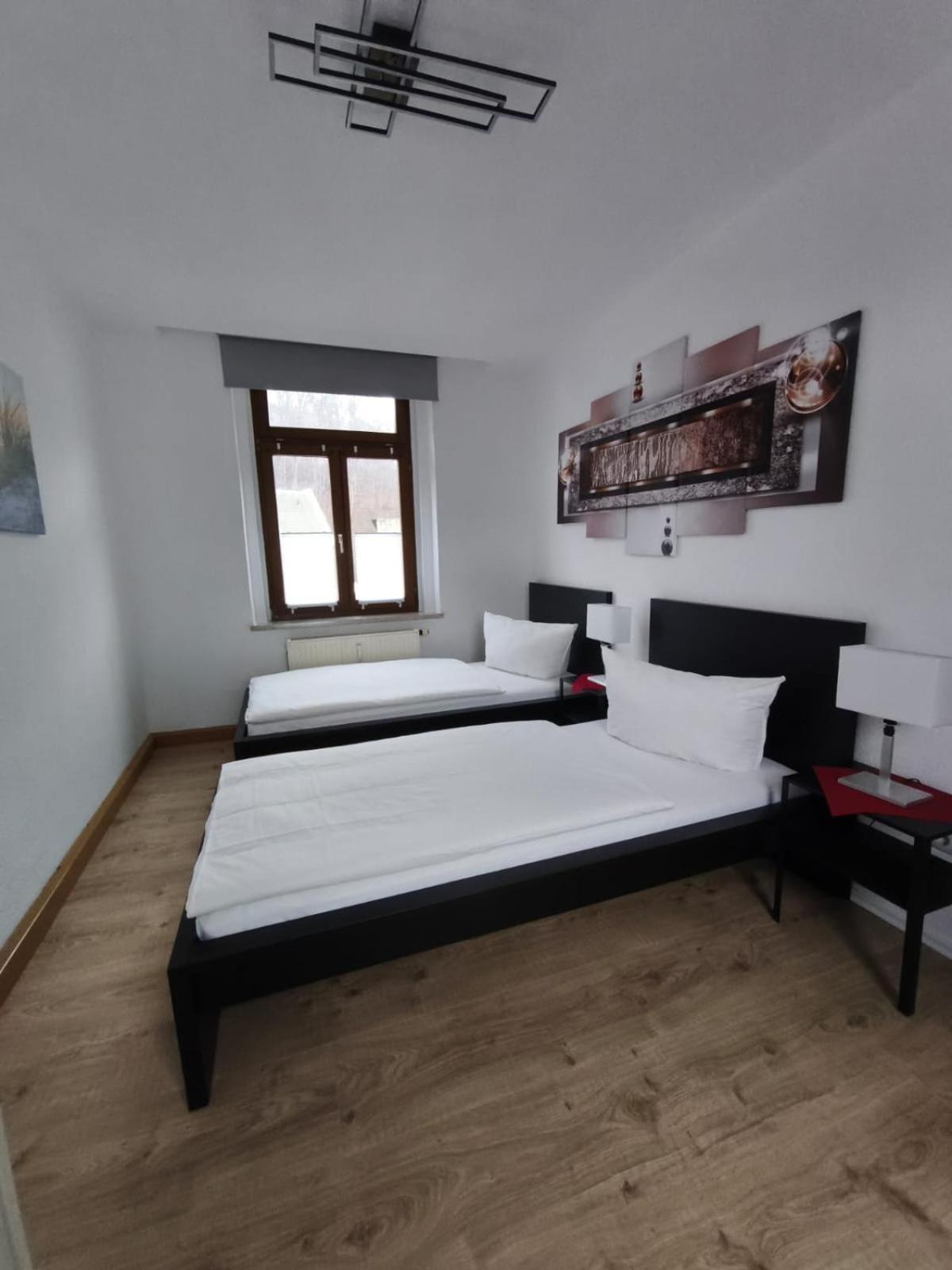 Zentral Und Ruhig In Auerbach Apartment Auerbach  Luaran gambar